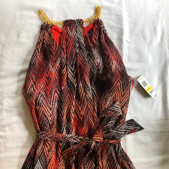 Multi color swing dress with tie - Picture 2 of 5